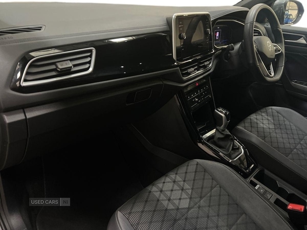 Used Volkswagen T-Roc 2023 for sale - 76825384: Photo 2