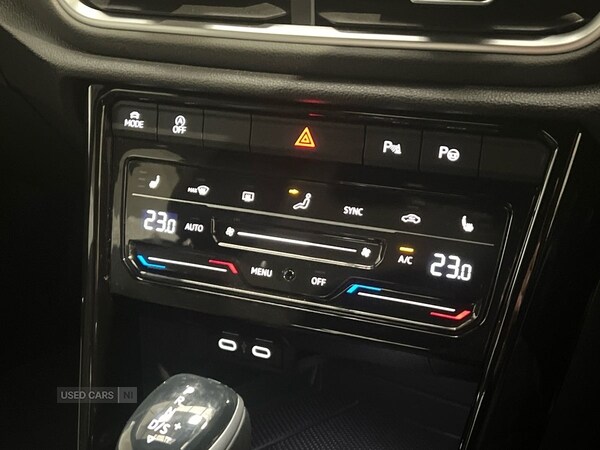 Used Volkswagen T-Roc 2023 for sale - 76825384: Photo 28