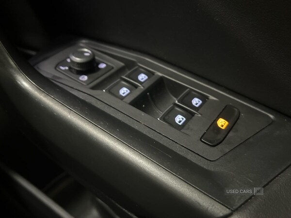 Used Volkswagen T-Roc 2023 for sale - 76825384: Photo 30