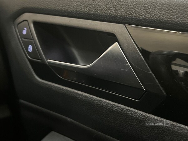 Used Volkswagen T-Roc 2023 for sale - 76825384: Photo 31