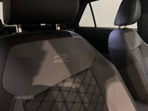 Used Volkswagen T-Roc 2023 for sale - 76825384: Photo 32