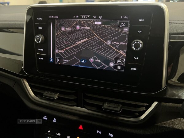 Used Volkswagen T-Roc 2023 for sale - 76825384: Photo 35