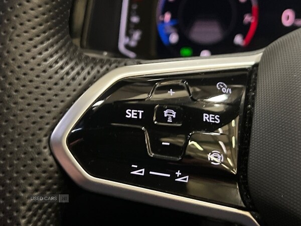 Used Volkswagen T-Roc 2023 for sale - 77854513: Photo 17