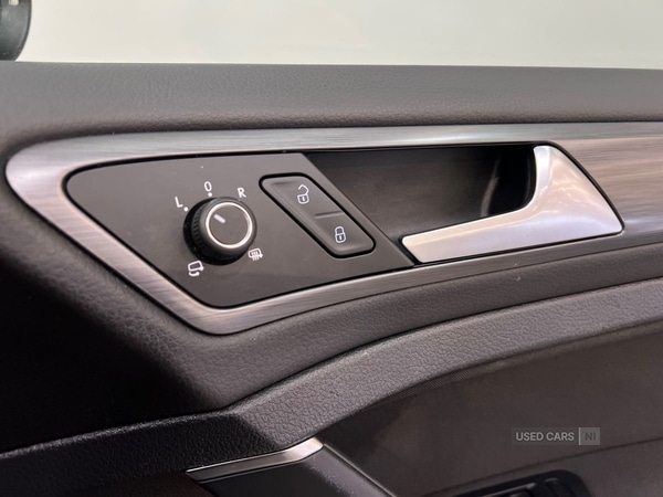 Used Volkswagen Golf 2018 for sale - 76634466: Photo 30