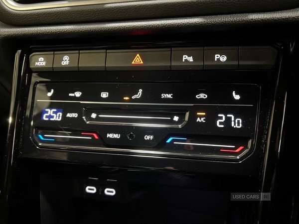 Used Volkswagen T-Roc 2024 for sale - 77560165: Photo 28