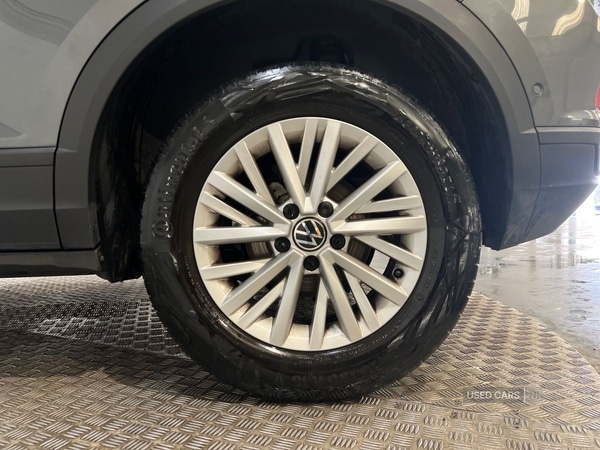 Used Volkswagen T-Roc 2023 for sale - 77978679: Photo 25