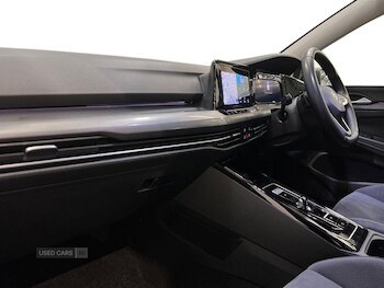 Used Volkswagen Golf 2023 for sale - 77854511: Photo