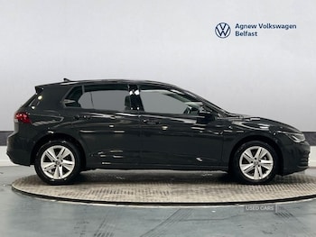 Used Volkswagen Golf 2024 for sale - 78430637: Photo