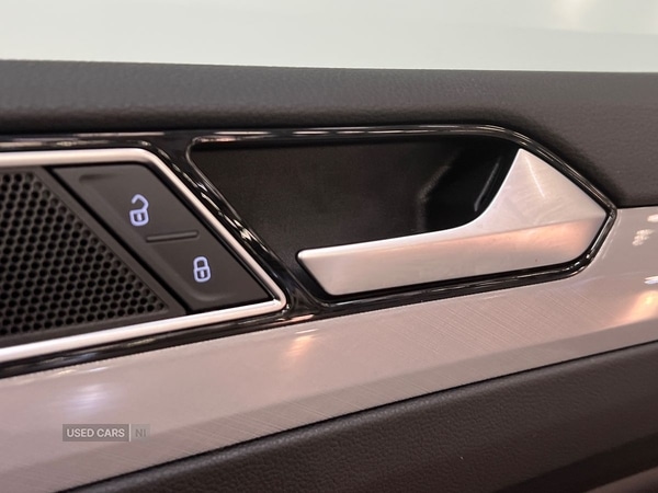 Used Volkswagen Passat 2021 for sale - 76621225: Photo 30