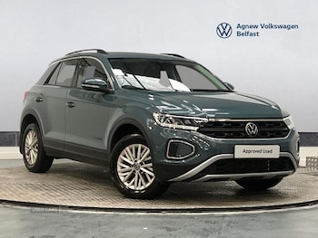 Used Volkswagen T-Roc 2023 for sale - 79117382: Photo
