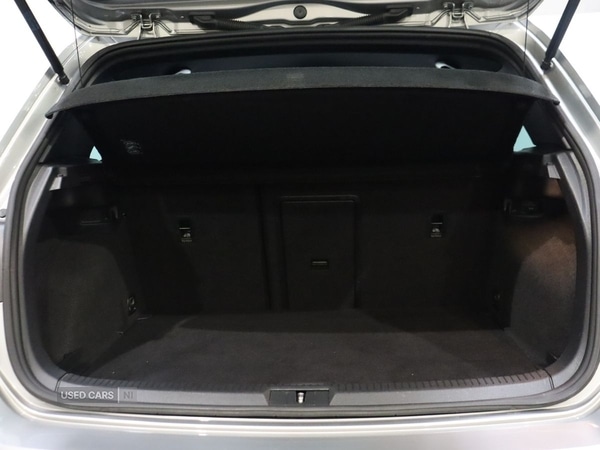 Used Volkswagen Golf 2018 for sale - 76500300: Photo 10