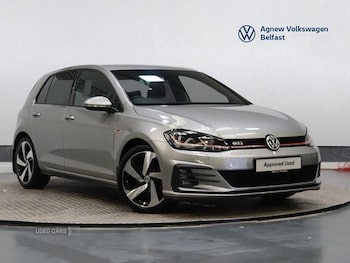 Used Volkswagen Golf 2018 for sale - 76500300: Photo