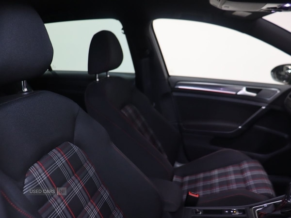 Used Volkswagen Golf 2018 for sale - 76500300: Photo 27