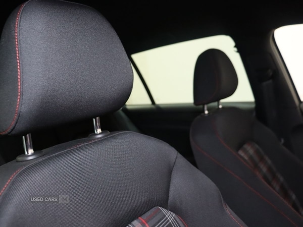 Used Volkswagen Golf 2018 for sale - 76500300: Photo 31