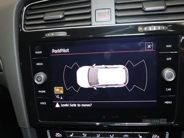 Used Volkswagen Golf 2018 for sale - 76500300: Photo 35