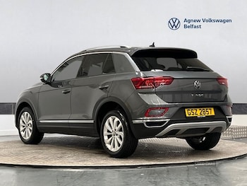 Used Volkswagen T-Roc 2022 for sale - 79427137: Photo