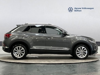 Used Volkswagen T-Roc 2022 for sale - 79427137: Photo