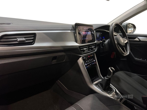 Used Volkswagen T-Roc 2024 for sale - 77217741: Photo 2