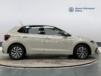 Used Volkswagen Polo 2024 for sale - 78742369: Photo