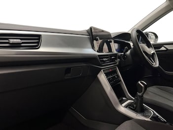 Used Volkswagen T-Roc 2025 for sale - 79389123: Photo