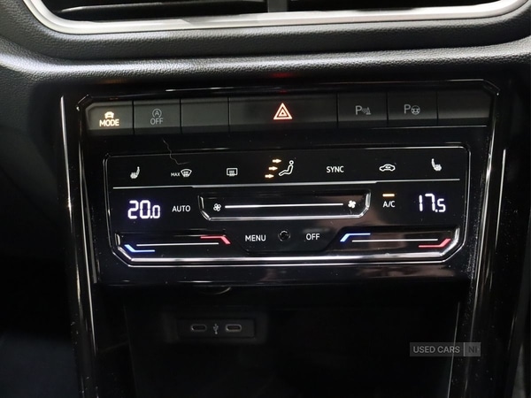 Used Volkswagen T-Roc 2025 for sale - 76378246: Photo 27