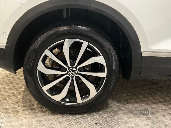 Used Volkswagen T-Roc 2022 for sale - 76825389: Photo 24