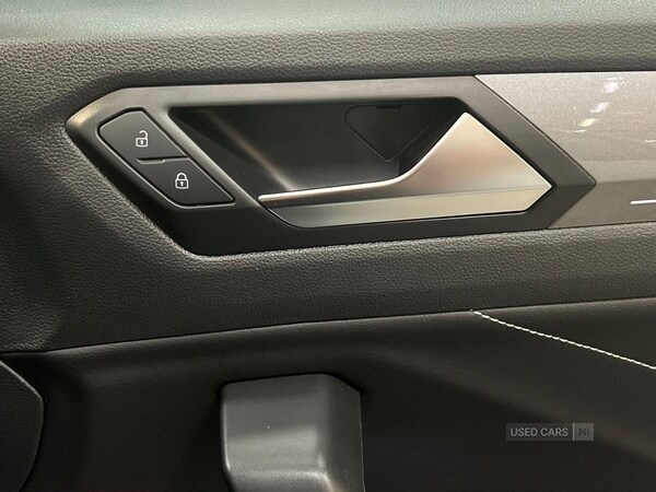 Used Volkswagen T-Roc 2022 for sale - 76825389: Photo 31