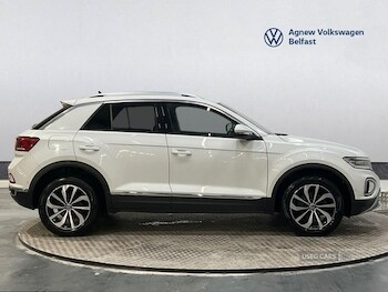 Used Volkswagen T-Roc 2022 for sale - 76825389: Photo