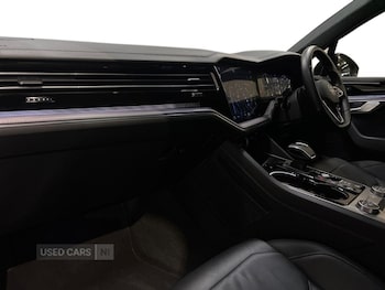 Used Volkswagen Touareg 2023 for sale - 77697119: Photo