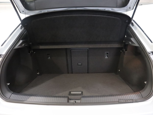 Used Volkswagen T-Roc 2021 for sale - 76359473: Photo 10