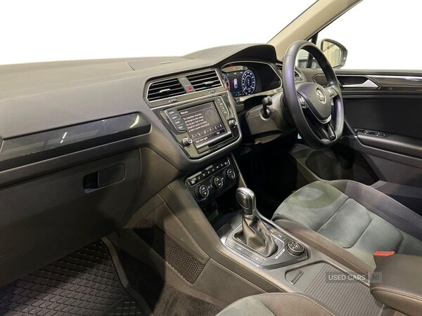 Used Volkswagen Tiguan 2016 for sale - 76167888: Photo 2