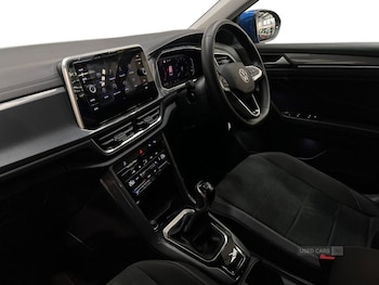 Used Volkswagen T-Roc 2025 for sale - 79085905: Photo