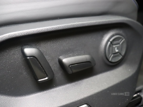 Used Volkswagen Touareg 2025 for sale - 76378252: Photo 29