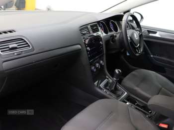 Used Volkswagen Golf 2019 for sale - 75402602: Photo