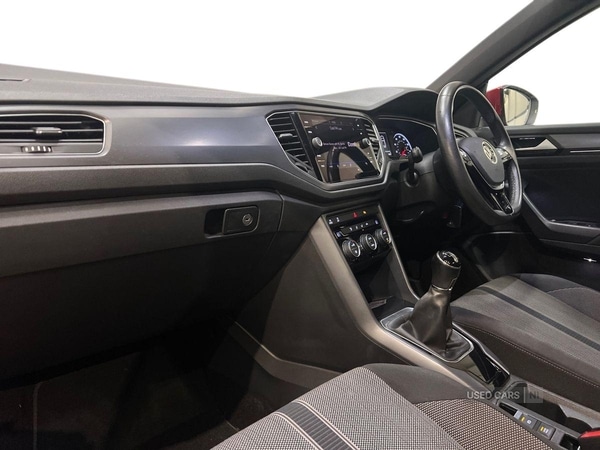 Used Volkswagen T-Roc 2021 for sale - 77697112: Photo 2