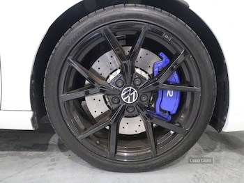 Used Volkswagen Golf 2023 for sale - 76043519: Photo