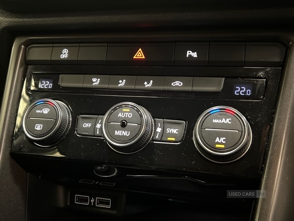 Used Volkswagen T-Roc 2019 for sale - 77825383: Photo 28