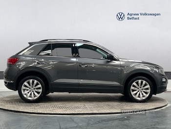 Used Volkswagen T-Roc 2020 for sale - 78742222: Photo