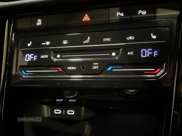 Used Volkswagen T-Roc 2023 for sale - 77469711: Photo 28