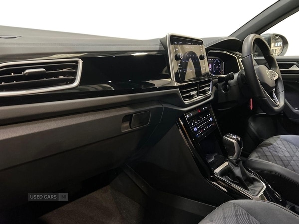 Used Volkswagen T-Roc 2025 for sale - 77538770: Photo 2