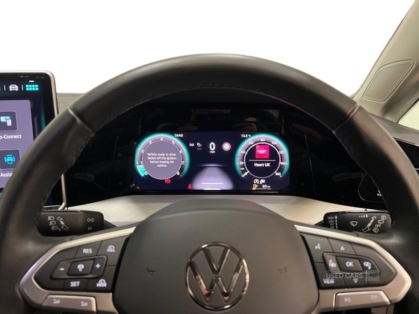 Used Volkswagen Golf 2025 for sale - 78128364: Photo 8