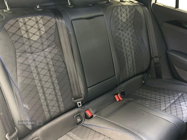 Used Volkswagen Passat 2024 for sale - 76095437: Photo 14