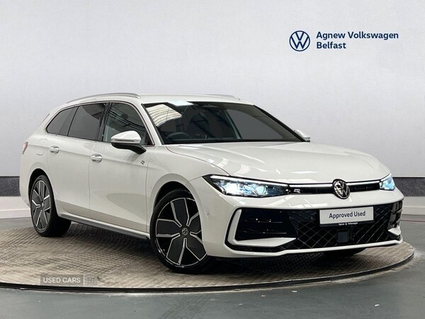 Used Volkswagen Passat 2024 for sale - 76095437: Photo 1
