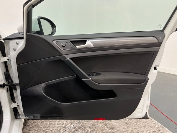 Used Volkswagen Golf 2019 for sale - 76251599: Photo 28