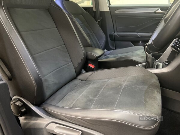 Used Volkswagen T-Roc 2022 for sale - 76240673: Photo 23