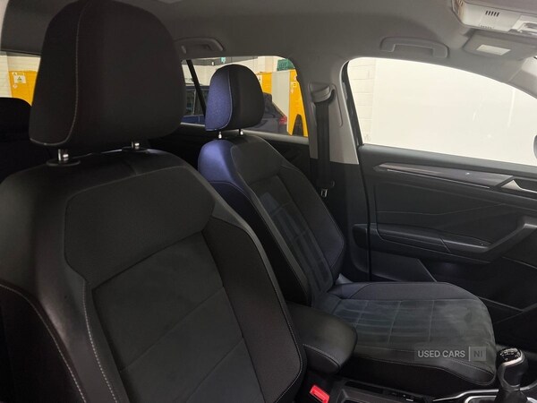Used Volkswagen T-Roc 2022 for sale - 76240673: Photo 31