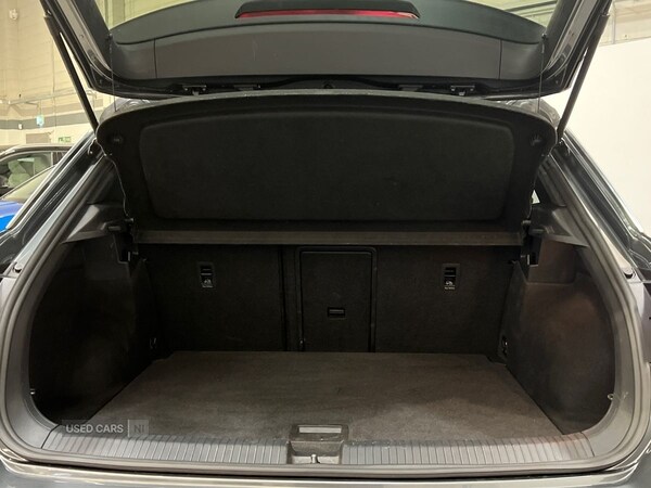 Used Volkswagen T-Roc 2022 for sale - 76621212: Photo 10