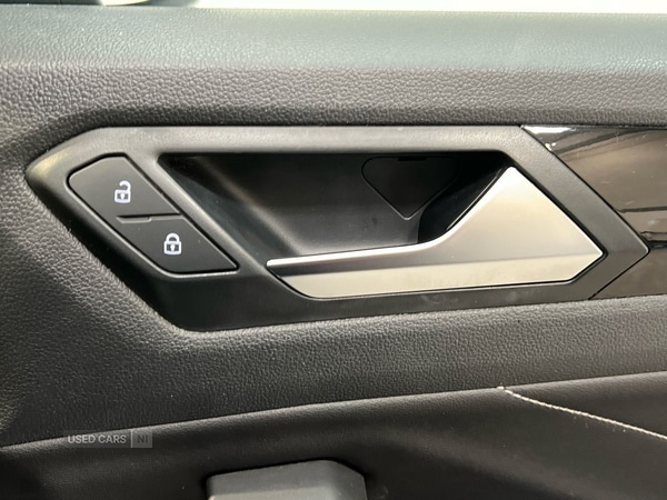 Used Volkswagen T-Roc 2022 for sale - 76621212: Photo 30