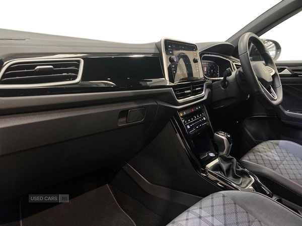 Used Volkswagen T-Roc 2025 for sale - 77634243: Photo 2