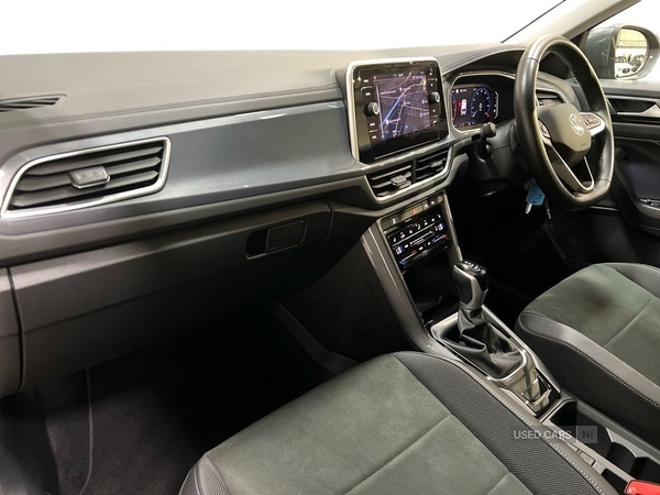 Used Volkswagen T-Roc 2024 for sale - 77204765: Photo 2